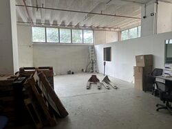 Guan Hua Warehouse Building (D13), Factory #498144451